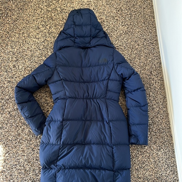 The North Face WOMEN'S METROPOLIS PARKA size S in summit navy - Picture 8 of 8